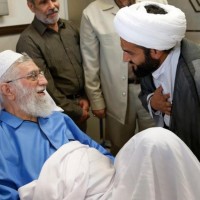 عيادة العلماء والشخصيات للإمام الخامنئي حفظه الله في المستشفى